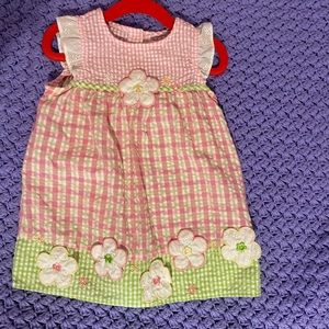 Pink gingham dress w flowers